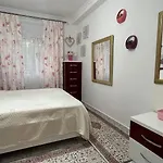 דירה Yjeza פוגרדץ