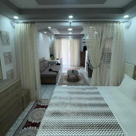 Yjeza Apartament Pogradec