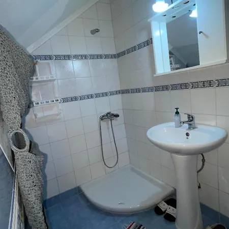 Yjeza Apartment Pogradec